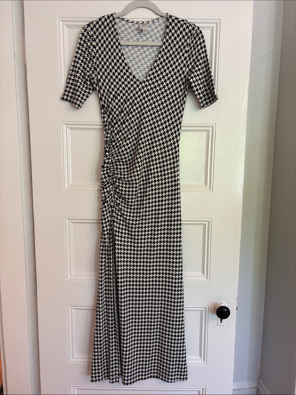 Black and White Houndstooth V-Neck Maxi Dress